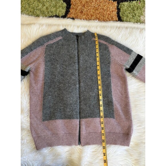 The Korner sweater - Picture 8 of 12